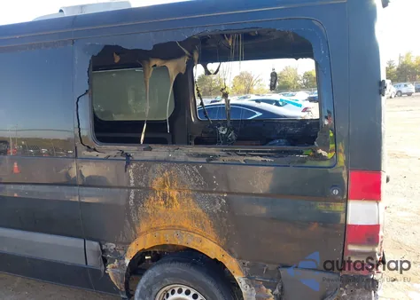 2014 Mercedes-Benz Sprinter 2500 Normal Roof from USA, damaged, VIN WDZPE7CC8E5850046